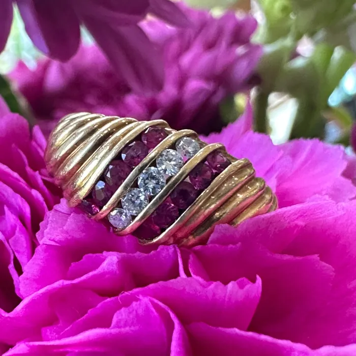 Rings ONeills Estate Jewelry 18 Karat Yellow Gold Ruby Diamond Ring 20002506 Rings ONeills Estate Jewelry 18 Karat Yellow Gold Ruby Diamond Ring 20002506