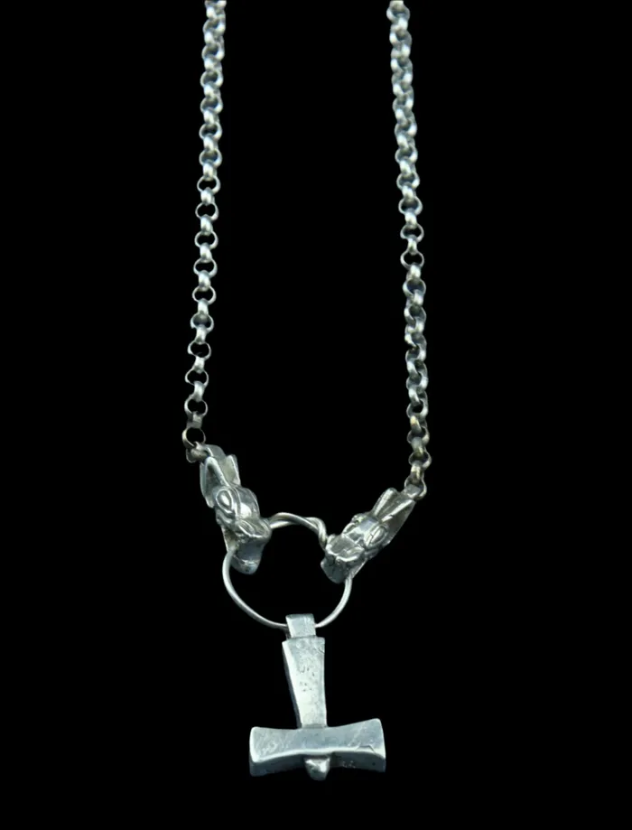 Valhallas silver Necklaces Medium Uppsala Hammer and Chain in Sterling Silver Valhallas silver Necklaces Medium Uppsala Hammer and Chain in Sterling Silver