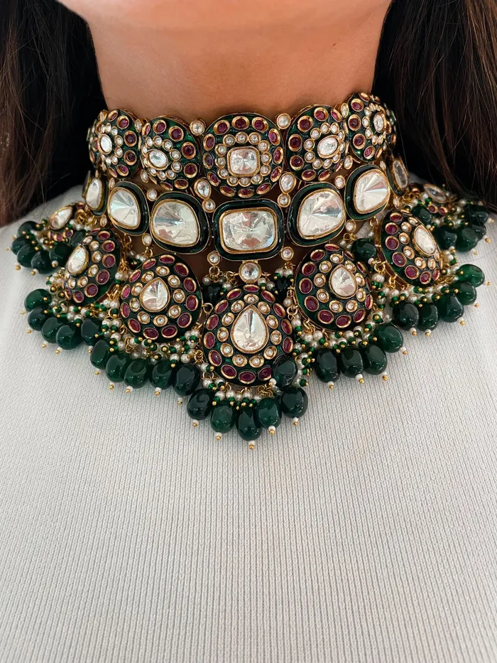 Asika Polki Kundan Emerald Floral Necklace Set Necklace Earrings Mang Tika PRERTO ECOMMERCE PRIVATE LIMITED Necklaces Asika Polki Kundan Emerald Floral Necklace Set Necklace Earrings Mang Tika PRERTO ECOMMERCE PRIVATE LIMITED Necklaces