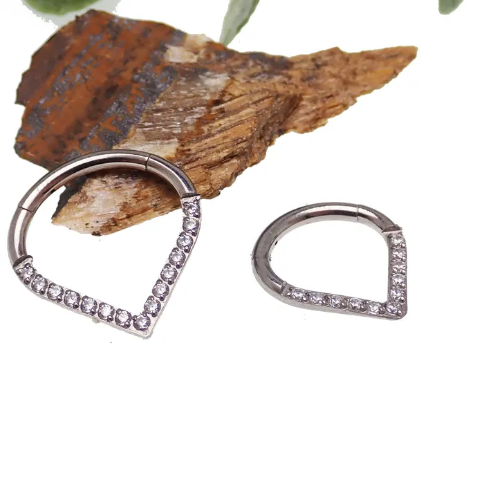 Body Clickers Necklaces Triangle Pave Heart Septum Clicker 16g Body Clickers Necklaces Triangle Pave Heart Septum Clicker 16g