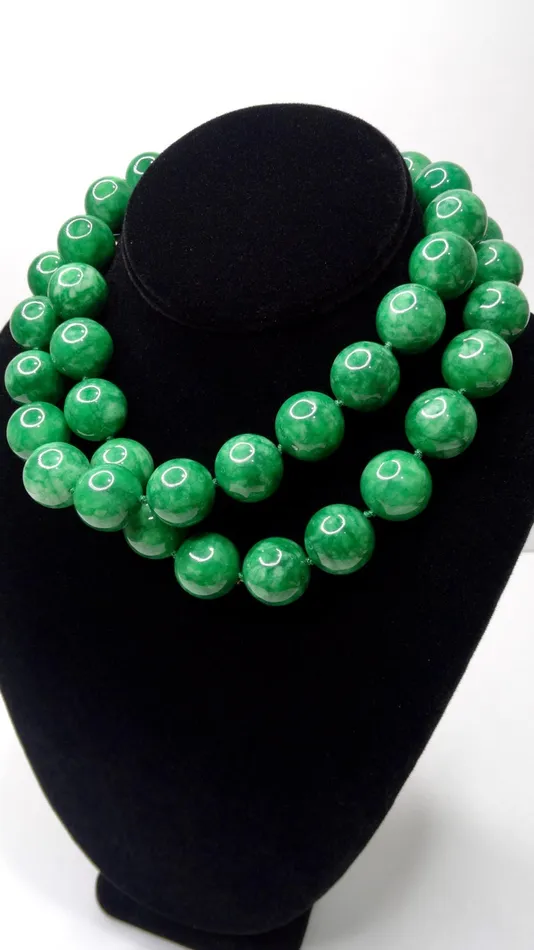 Jade Necklace Vintage by Misty Necklaces