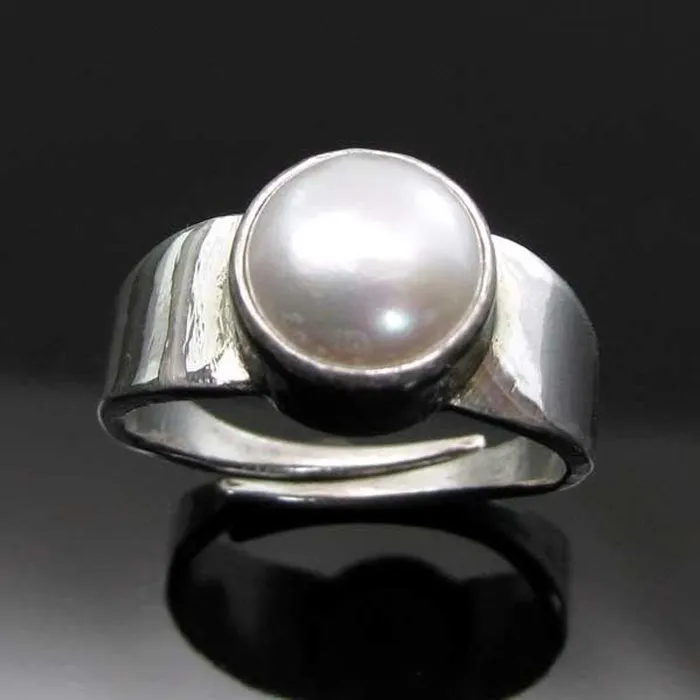 Rashi Ratna Silver Ring Real Pearl Moti for Moon Gem Birthstone Ratan 62 ratti Karizma Jewels Rings Rashi Ratna Silver Ring Real Pearl Moti for Moon Gem Birthstone Ratan 62 ratti Karizma Jewels Rings