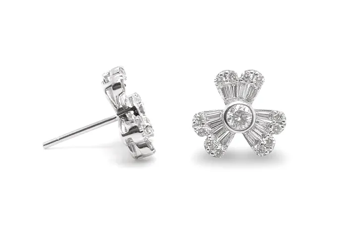 Albert Hern Earrings Earrings 18kt Gold Diamonds Flower Stud
