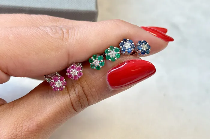 Albert Hern Earrings Earrings 18kt Gold Petite Flowers Gemstones Diamonds Studs Albert Hern Earrings Earrings 18kt Gold Petite Flowers Gemstones Diamonds Studs