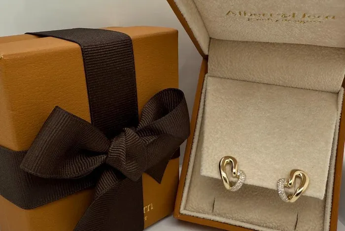 Earrings Heart Design 14kt Yellow Gold Diamonds Albert Hern Earrings