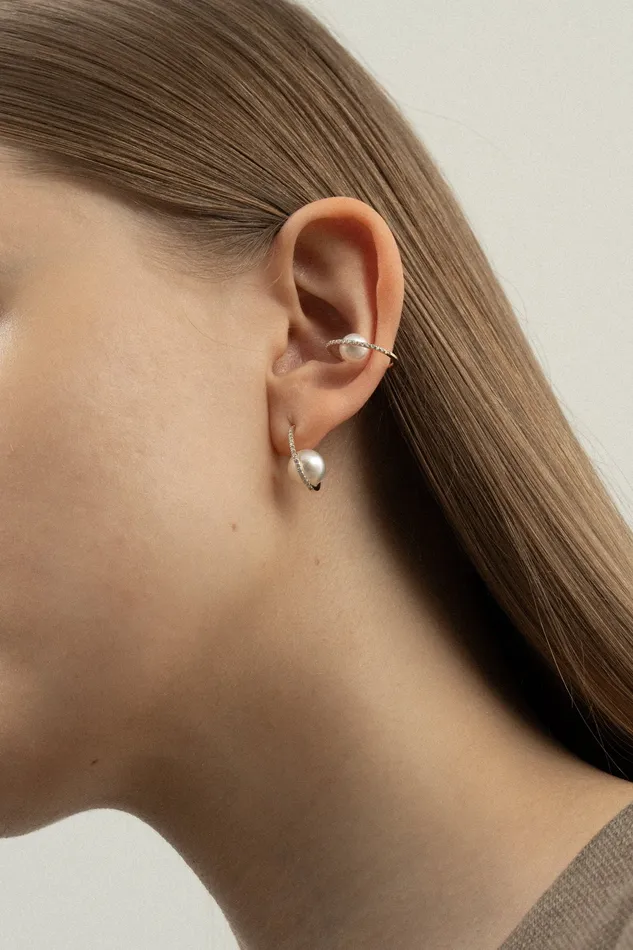 Earrings PRMAL Pearl Oval Earring M Earrings PRMAL Pearl Oval Earring M