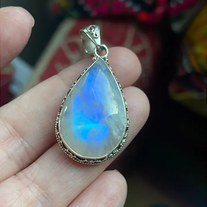 Large Moonstone Teardrop Pendant Sterling Silver Modern Vintage Paris Jewelry Necklaces Large Moonstone Teardrop Pendant Sterling Silver Modern Vintage Paris Jewelry Necklaces