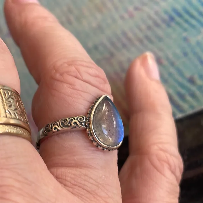 Love Vintage Paris Rings Labradorite Teardrop Ring Sterling Silver Vintage