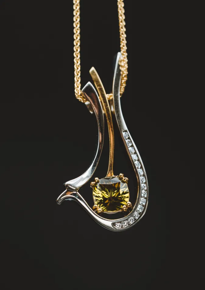 Necklaces Art FX fine jewelry 14kw 18ky Green Tourmaline and Diamond Pendant