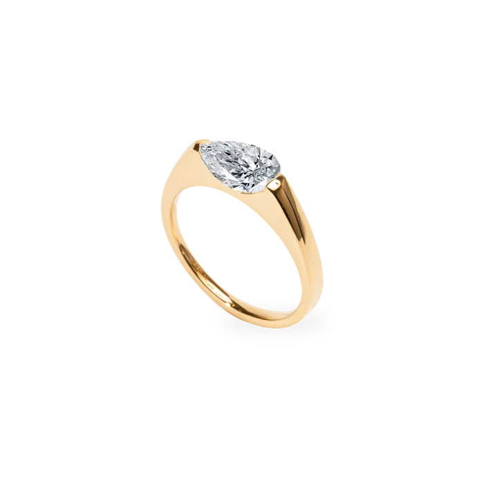 PRMAL Rings Facet 1ct Pear Ring Bridal Edition PRMAL Rings Facet 1ct Pear Ring Bridal Edition