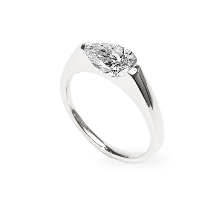 PRMAL Rings Facet 1ct Pear Ring Bridal Edition PRMAL Rings Facet 1ct Pear Ring Bridal Edition