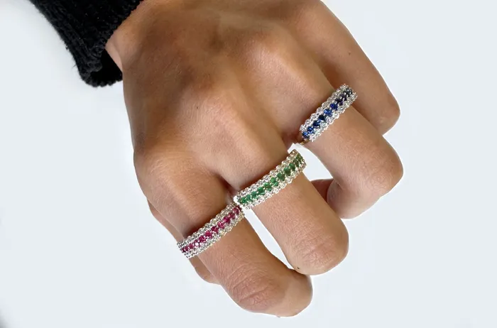 Ring 18kt Gold 3Row Band Emeralds Diamonds Albert Hern Rings Ring 18kt Gold 3Row Band Emeralds Diamonds Albert Hern Rings