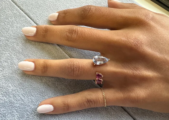 Rings Albert Hern Ring 18kt Gold Pear Sapphire Trillion Rubellite