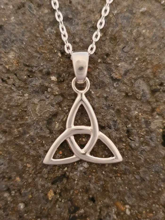 Sterling Silver Trinity Pendant Killarney celtic jewelry Necklaces