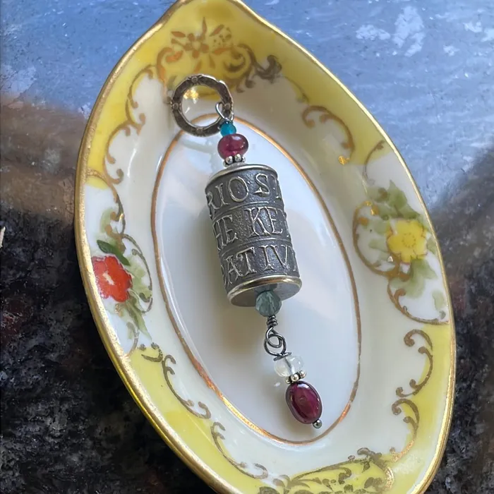 Vintage Paris Jewelry Necklaces Curiosity is the Key to Creativity Pendant Moonstone Garnet Fluorite and Apatite Sterling Silver Vintage