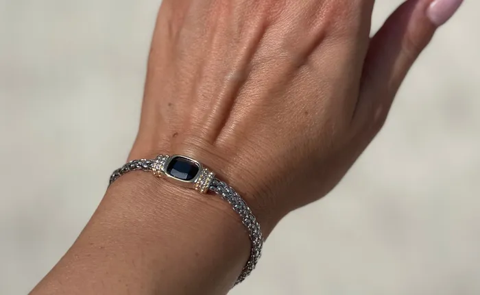 Sophiareneboutique Bracelets Roped Magnetic Bracelet