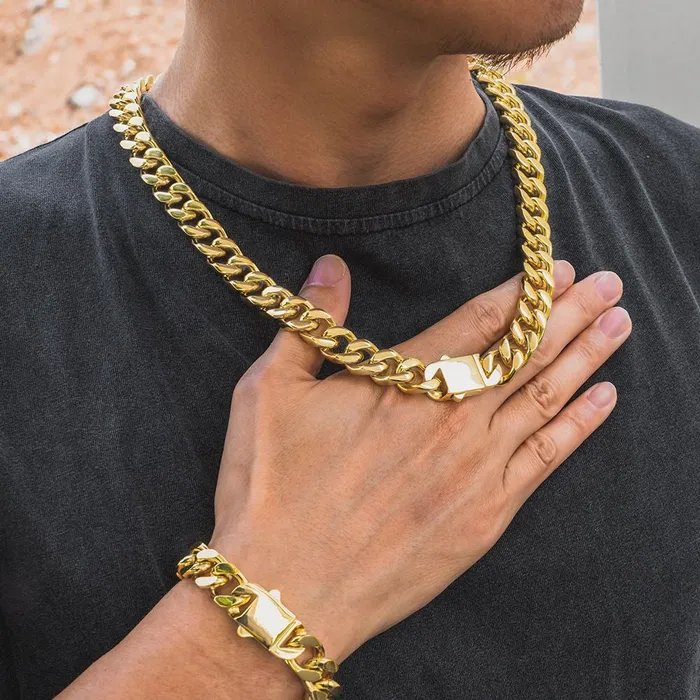 The Golden Time 14mm Curb Cuban Link Chain in 18K Gold KRKC PreStyled Sets
