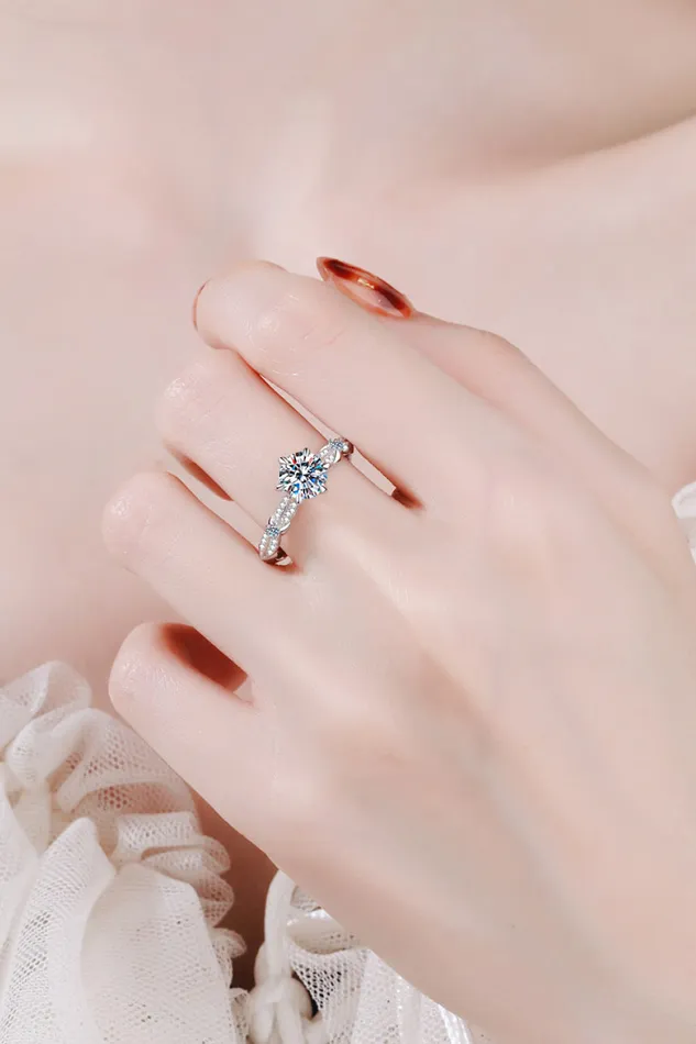 Trendsi 925 Sterling Silver Inlaid Moissanite 6Prong Ring Rings